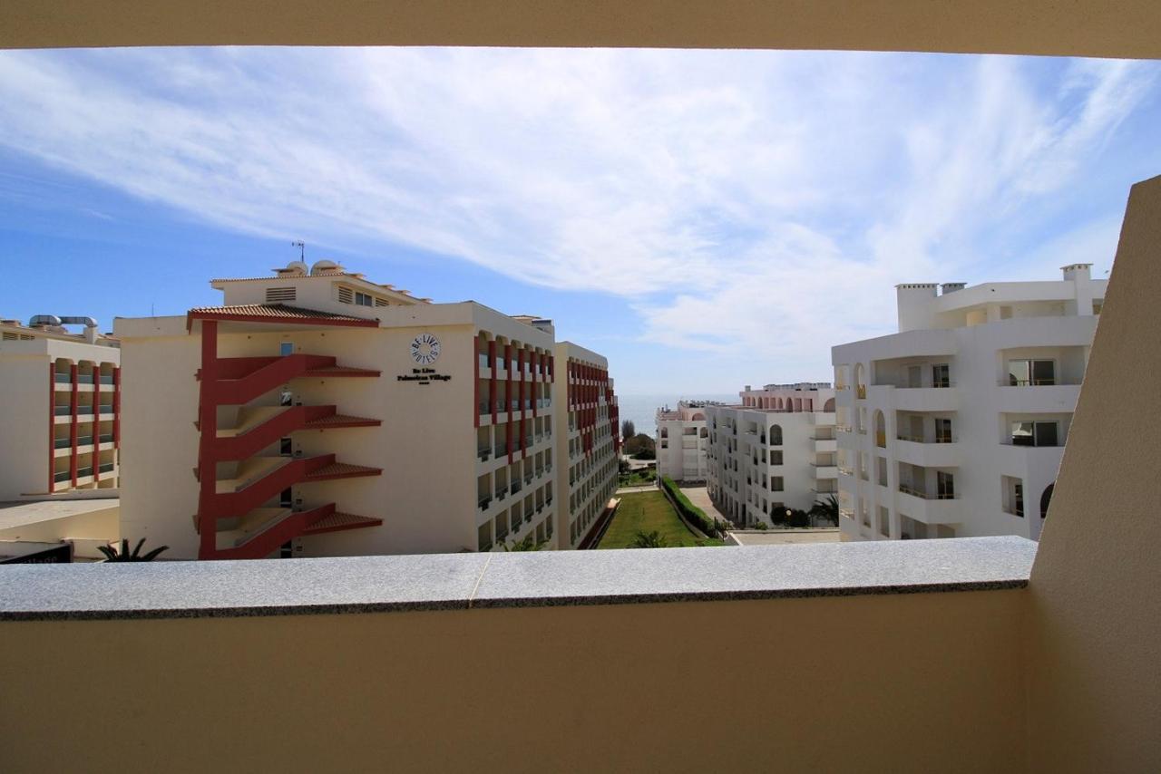 Armacao De Pera Brightness With Pool By Homing Apartment Luaran gambar